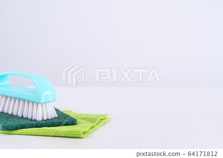 Cleaning product equipment Cleaning and washing tools Cleaning product equipment Cleaning and washing tools 64171812