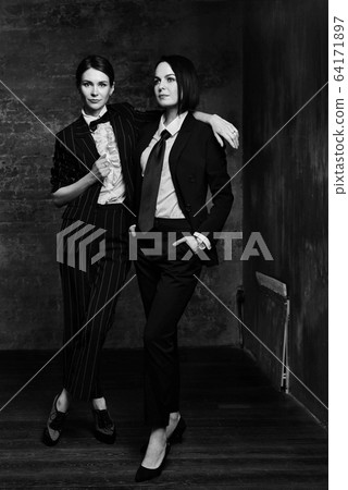 Girl photosession in unisex syle 64171897