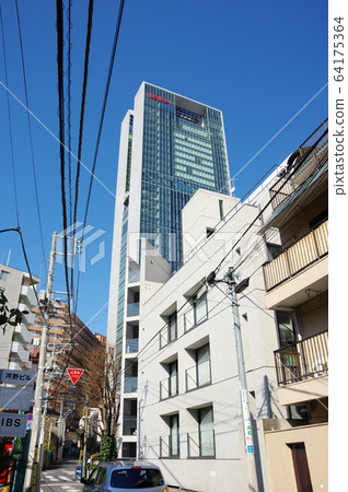 Yosemi Tower Yosemi Tower 64175364