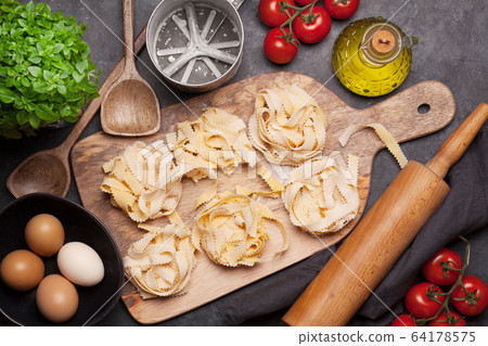 Homemade pasta making 64178575