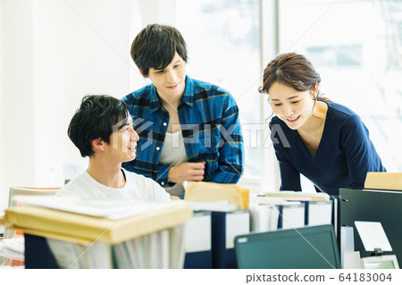 辦公室業務工程師會議 辦公室業務工程師會議 64183004