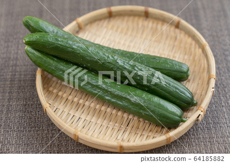 Cucumber 64185882