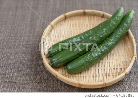 Cucumber 64185883