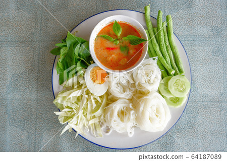 White rice noodle or vermicelli noodle and curry 64187089
