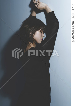 女子 女子 64191715