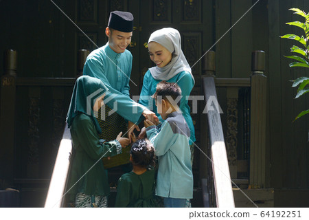 Hari Raya Eid Al-Fitr concept. 64192251