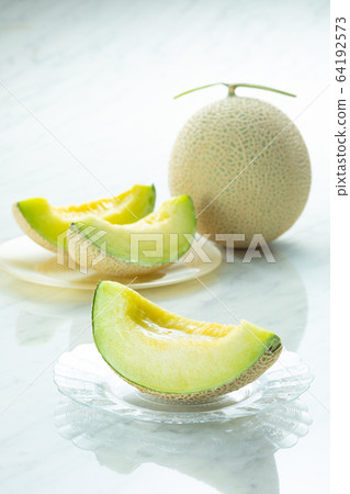 Crown melon white back catalog 64192573