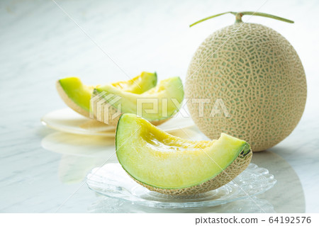 Crown melon white back catalog 64192576