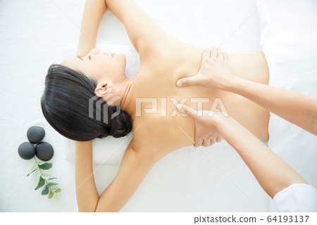 ิBeauty woman massage spa Estee relaxing person material ิBeauty woman massage spa Estee relaxing person material 64193137