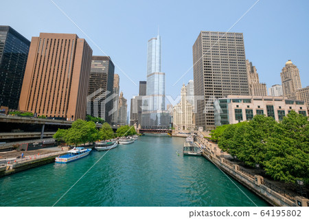 美國伊利諾伊州芝加哥芝加哥河和市區 64195802