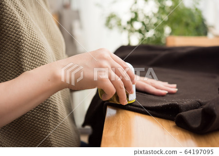 女子 64197095