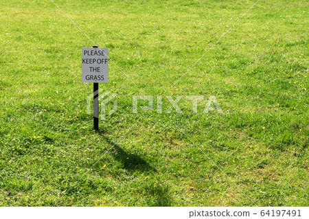 Keep off grass sign Keep off grass sign 64197491