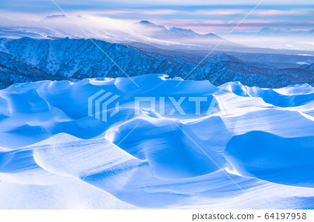 《Hokkaido》Cryogenic beauty of Asahi-dake and snow 《Hokkaido》Cryogenic beauty of Asahi-dake and snow 64197958