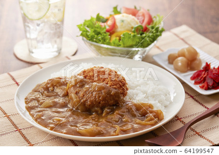 炸肉餅咖哩 炸肉餅咖哩 64199547