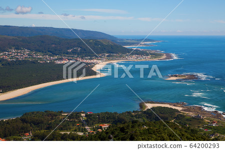 river, estuary, mio 64200293