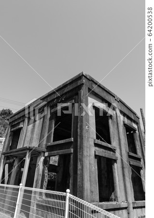 Matsushima coal mine four mine ruins (four red bricks) black and white [Saikai City, Nagasaki Prefecture] 64200538