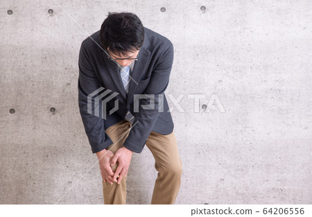 A man who feels pain A man who feels pain 64206556