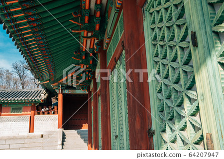 Gyeonghuigung Palace traditional architecture in Seoul, Korea Gyeonghuigung Palace traditional architecture in Seoul, Korea 64207947