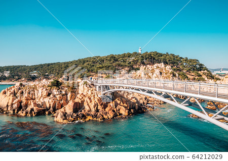 Sea and bridge at Daewangam park in Ulsan, Korea 64212029