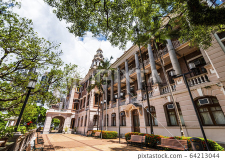 The University of Hong Kong in Pok Fu Lam, Hong Kong. Founded in 1911, it is the oldest tertiary institution in Hong Kong. 64213044