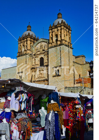 Santo Domingo Church and Stalls (Oaxaca, Mexico) 64214737