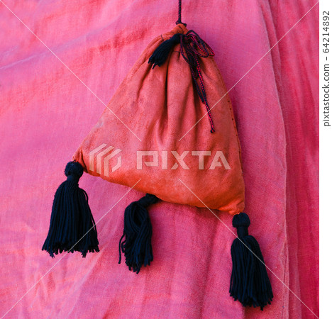 Medieval woman's drawstring belt pouch 64214892