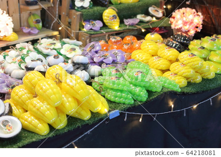 鐵路市場拉查達(Talato,Nhat,Lot,Fay Ratchada) 鐵路市場拉查達(Talato,Nhat,Lot,Fay Ratchada) 64218081