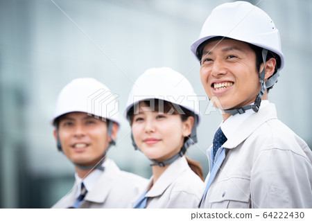 Workers, general contractors, construction 64222430