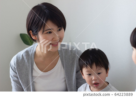 Parent and child 64223889