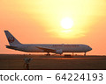 熊本機場起飛和日落的飛機航向 64224193