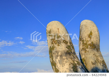 God's Hand (Golden Bridge) Burner Hills Vietnam Da Nang 64224948