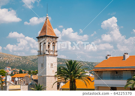 St Michael's Church and old town in Trogir, Croatia 64225370