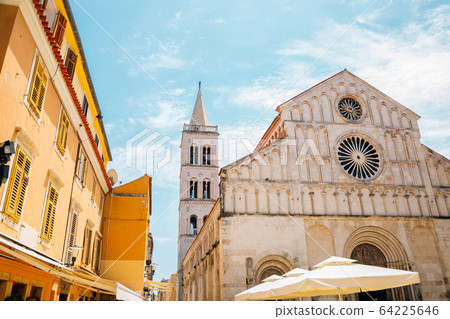 Saint Anastasia Cathedral and Bell Tower in Zadar, Croatia 64225646