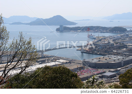 Hiroshima Bay overlooking Koganeyama 64226731
