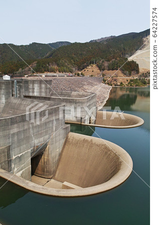 Shiga / Aoto Dam (a dam with a very rare spillway structure unlike any other in the world) 64227574