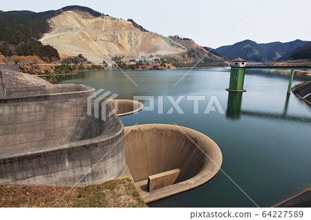Shiga / Aoto Dam (a dam with a very rare spillway structure unlike any other in the world) 64227589