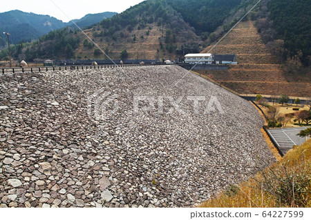 Shiga / Aoto Dam (a dam with a very rare spillway structure unlike any other in the world) 64227599