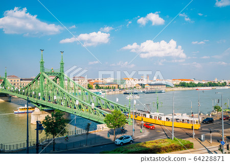 Liberty Bridge and cityscape with danube river in Budapest, Hungary 64228871