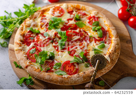 Pizza margherita homemade Pizza margherita homemade 64232559