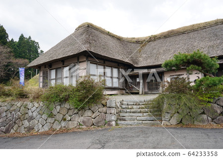 野田鹽工作室和折彎機 野田鹽工作室和折彎機 64233358