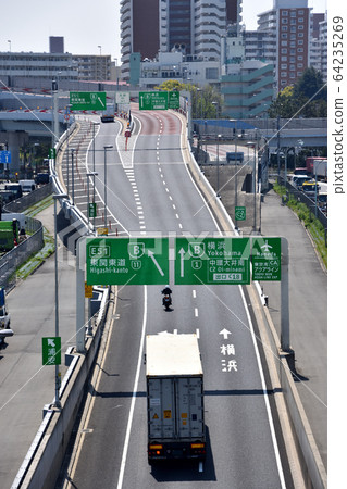 Oi Junction on the Metropolitan Expressway Chuokankan Shinagawa Line 64235269
