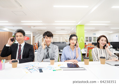 辦公室工作人員電話排隊 64238351