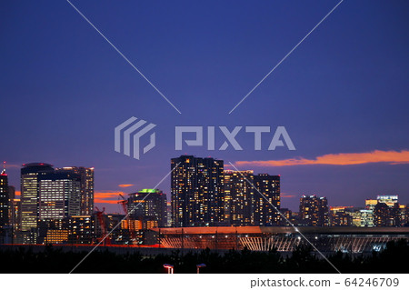 城市在晚上 城市在晚上 64246709