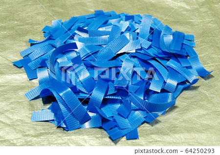 Used PP band cut short 64250293