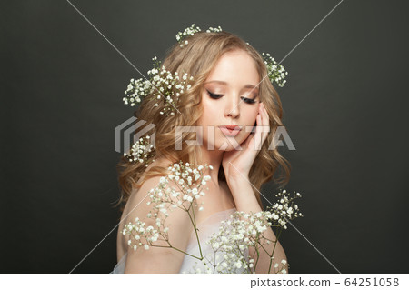 Perfect model woman with long healthy curly hair 64251058