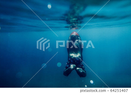 underwater scooter seabob unidentified man dive 64251407