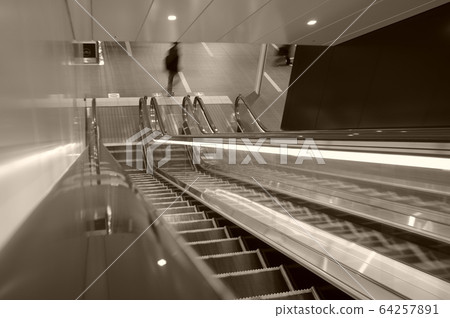 Escalator Escalator 64257891