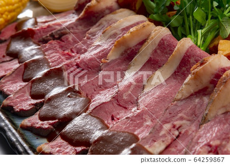 Delicious roast beef Delicious roast beef 64259867