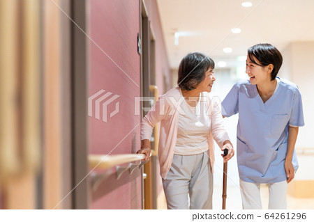 護理設施高級保姆醫療形象 護理設施高級保姆醫療形象 64261296