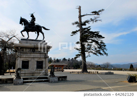 View of the site of Sendai Castle (Aoba Castle), Aobayama Park, Tohoku, Sendai (3) View of the site of Sendai Castle (Aoba Castle), Aobayama Park, Tohoku, Sendai (3) 64262120